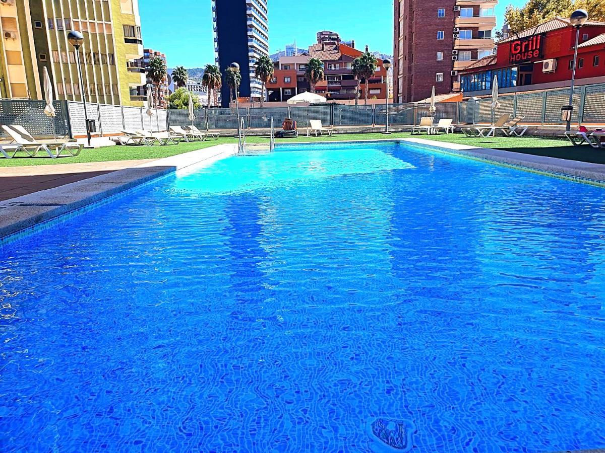 - Two Bedrooms Area Levante Apartamento *