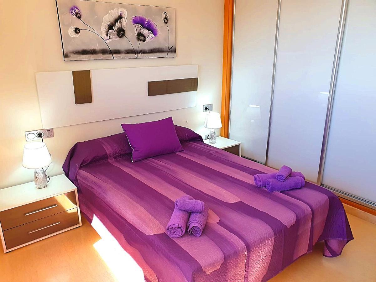 - Two Bedrooms Area Levante Apartamento *